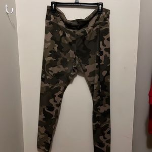 WildFable Camp Leggings XL